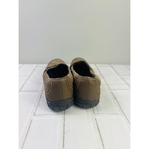 NEW Naturalizer suede tan loafers size 8.5 - Picture 7 of 9